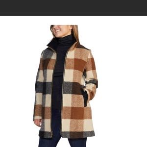 NWT Pendleton Ladies' Wool Blend Walker Coat, Cream Plaid , Size Large